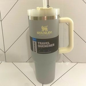 Stanley Quencher 40oz Travel Tumbler